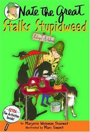 Front cover of Nate the Great stalks stupidweed by Marjorie Weinman Sharmat