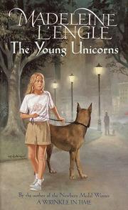 Front cover of The Young Unicorns (Austin Family Chronicles #3) by Madeleine L'Engle
