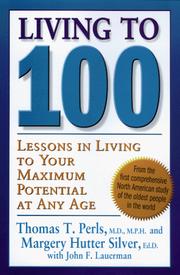 Cover of Living to 100 by Thomas T. Perls