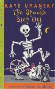 Cover of The Spooks Step Out by Kaye Umansky