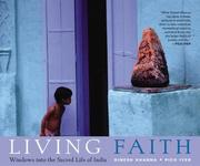 Front cover of Living faith by Dinesh Khanna