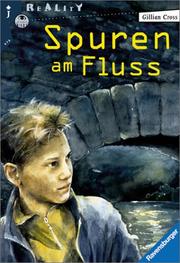Front cover of Pictures in the Dark by Gillian Cross