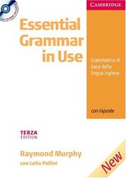 Front cover of Essential Grammar in Use Italian Edition with Answers and CD-ROM by Raymond Murphy