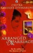 Front cover of Arranged marriage by Chitra Banerjee Divakaruni