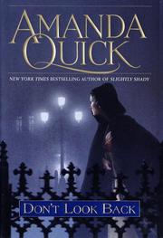Cover of Don't Look Back by Jayne Ann Krentz