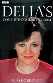 Front cover of Delia's Complete Cookery Course by Delia Smith