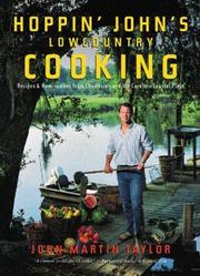 Front cover of Hoppin' John's lowcountry cooking by John Martin Taylor