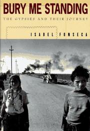 Front cover of Bury Me Standing by Isabel Fonseca
