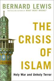 Front cover of The Crisis of Islam by Bernard Lewis