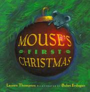Front cover of Mouse's First Christmas by Lauren Thompson