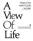 Front cover of A view of life by Salvador Edward Luria