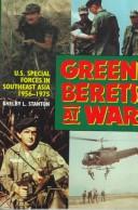 Front cover of Green Berets at war by Shelby L. Stanton