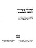Front cover of Enseñanza integrada de las ciencias en América Latina by Seminario sobre Enseñanza Integrada de las Ciencias en América Latina (3rd 1980 Huarás, Peru)