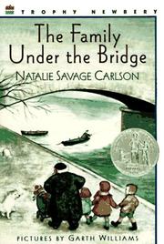 Front cover of The Family Under the Bridge by Natalie Savage Carlson