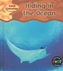 Cover of Hiding in the Ocean (Whitehouse, Patricia, Animal Camouflage.) by Patricia Whitehouse