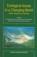 Front cover of Ecological issues in a changing world by International Congress of Ecology (8th 2002 Seoul, Korea)