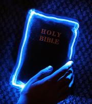 Front cover of Santa Biblia/Holy Bible (Bilingual Bible, Spanish/English) by Unknown