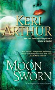 Front cover of Moon Sworn (Riley Jenson, Guardian, Book 9) by Keri Arthur