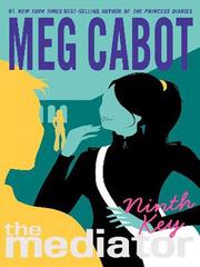 Front cover of The Mediator by Meg Cabot