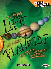 Front cover of Is There Life on Other Planets? by Gregory L Vogt