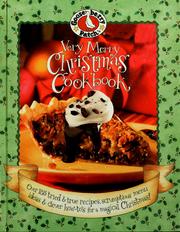 Front cover of Gooseberry Patch very Merry Christmas cookbook by Kelly Hooper Troiano