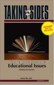 Front cover of Taking Sides: Clashing Views on Controversial Educational Issues, Expanded (Taking Sides: Clashing Views on Controversial Educational Issues) by James Wm. Noll