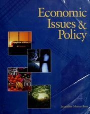Front cover of Economic issues and policy by Jacqueline Murray Brux