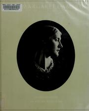 Cover of Julia Margaret Cameron by Helmut Gernsheim