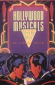 Front cover of Hollywood musicals year by year by Stanley Green