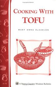 Front cover of Cooking with Tofu by Mary Anna Dusablon