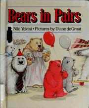 Cover of Bears in pairs by Diane De Groat