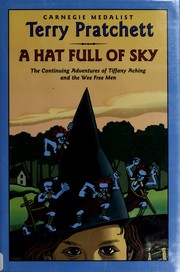 Front cover of A Hat Full of Sky by Terry Pratchett