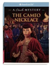 Front cover of The cameo necklace by Evelyn Coleman