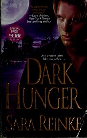 Front cover of Dark hunger by Sara Reinke