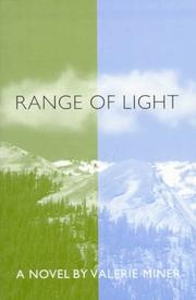Front cover of Range of light by Valerie Miner