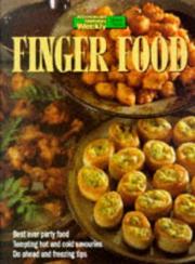 Front cover of Aww Finger Food by Maryanne Blacker