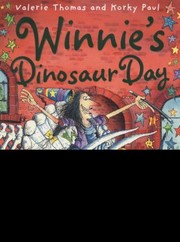 Front cover of Winnie's Dinosaur Day by Valerie Thomas