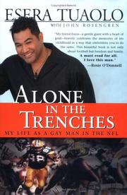 Front cover of Alone in the trenches by Esera Tuaolo