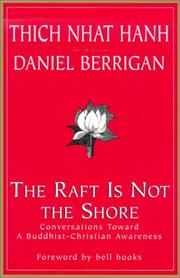 Front cover of The raft is not the shore by Thích Nhất Hạnh