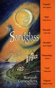 Front cover of The sandglass by Romesh Gunesekera