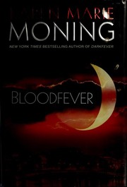 Front cover of Bloodfever (Fever Series, Book 2) by Karen Marie Moning