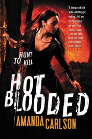 Front cover of Hot Blooded (Jessica McClain Book 2) by Amanda Carlson