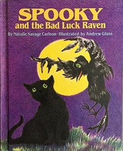Front cover of Spooky and the bad luck raven by Natalie Savage Carlson