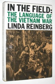 Front cover of In the field by Linda Reinberg