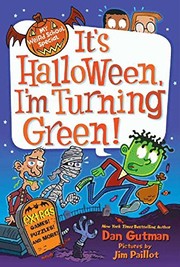 Front cover of It's Halloween, I'm Turning Green! by Dan Gutman
