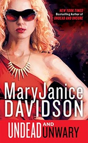 Front cover of Undead and Unwary by MaryJanice Davidson