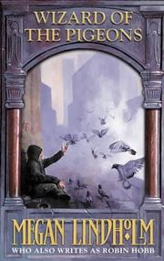 Front cover of Wizard of the Pigeons by Robin Hobb