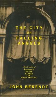 Front cover of The city of falling angels by John Berendt