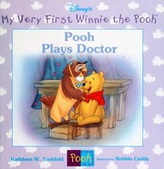 Front cover of Pooh plays doctor by Kathleen Weidner Zoehfeld