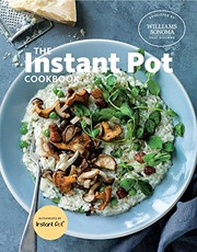 Front cover of The Instant Pot Cookbook by Williams Sonoma Test Kitchen